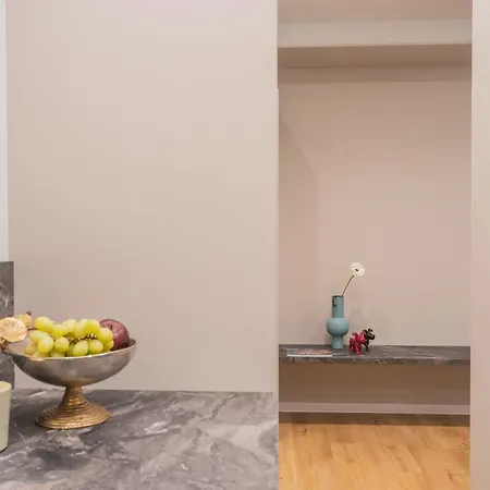 Rezia By Rent Apartament Como