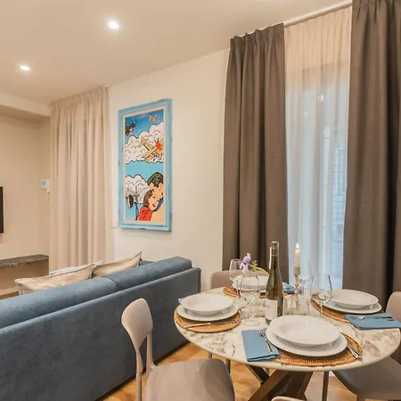 Rezia By Rent Apartment Como
