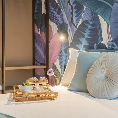 Apartment Rezia By Rent Como